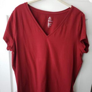 Love & Legend fitted V-neck T-shirt 3x NWOT